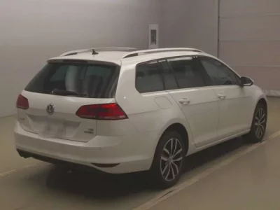 Volkswagen GOLF VARIANT