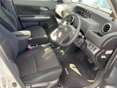 Toyota COROLLA RUMION
