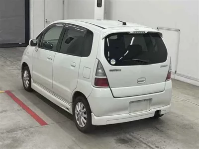 Suzuki MRWAGON