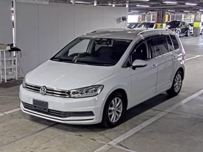 Volkswagen GOLF TOURAN
