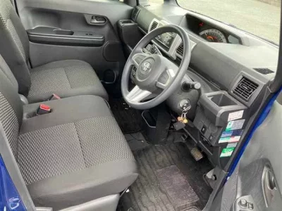 Toyota PIXIS MEGA