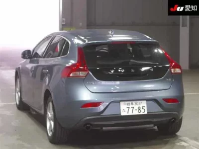 Volvo V40