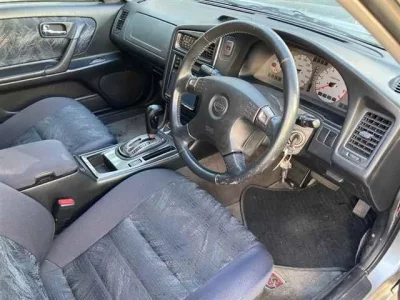 Nissan STAGEA