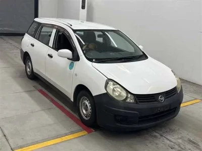 Nissan AD