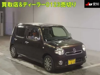 Daihatsu MIRA