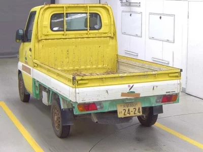 Nissan CLIPPER TRUCK
