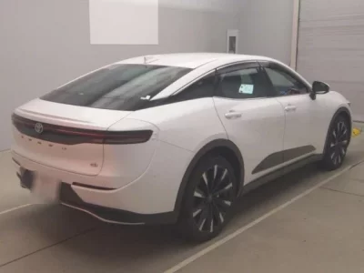 Toyota CROWN CROSSOVER