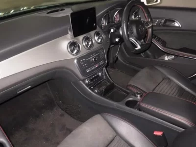 Mercedes-Benz CLA CLASS