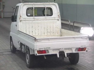 Nissan CLIPPER TRUCK