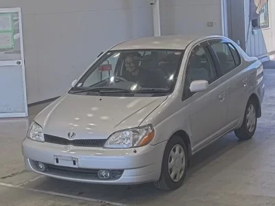Toyota PLATZ