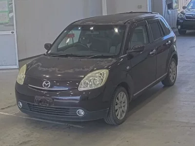 Mazda VERISA