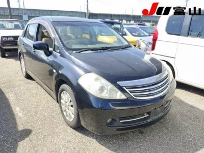Nissan TIIDA LATIO