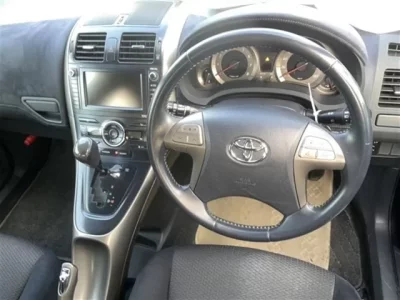Toyota BLADE
