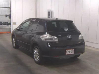 Toyota BLADE