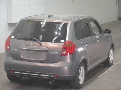 Mazda VERISA