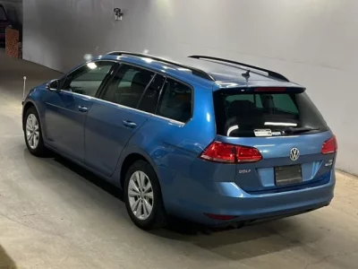 Volkswagen GOLF VARIANT