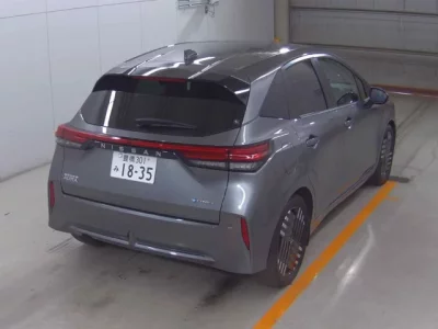 Nissan AURA