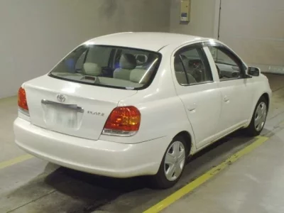 Toyota PLATZ