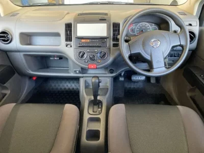 Nissan AD