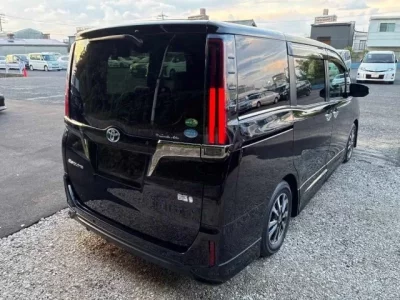Toyota ESQUIRE