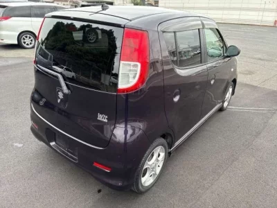 Suzuki MRWAGON