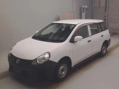 Nissan AD