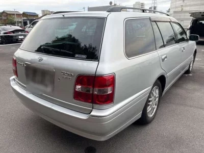 Toyota CROWN ESTATE