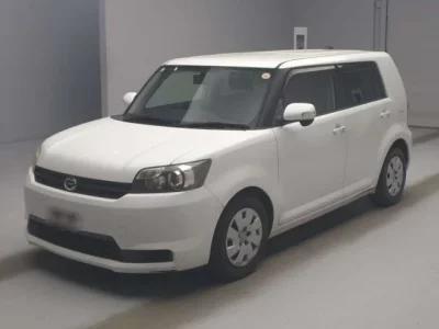 Toyota COROLLA RUMION