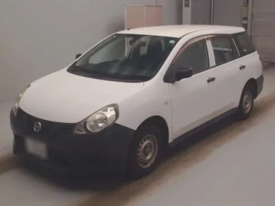Nissan AD