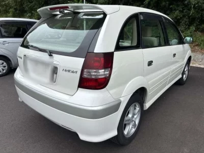 Toyota NADIA