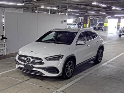 Mercedes-Benz GLA CLASS