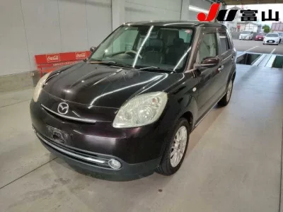 Mazda VERISA