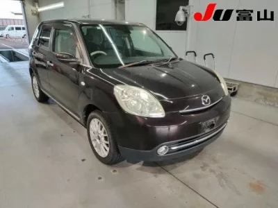 Mazda VERISA