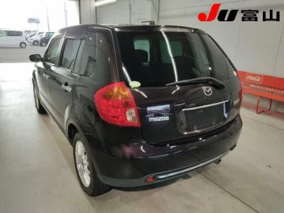 Mazda VERISA