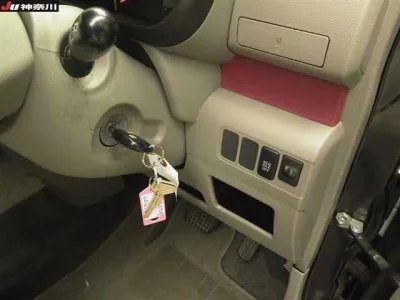 Toyota PIXIS SPACE