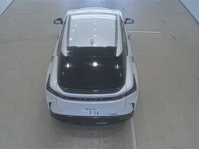 Lexus RZ