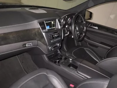 Mercedes-Benz ML CLASS