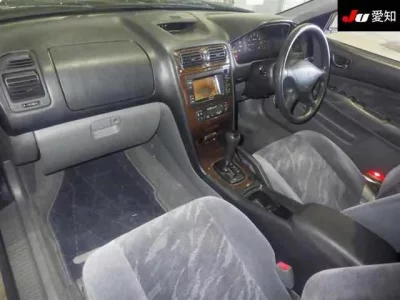 Mitsubishi GALANT