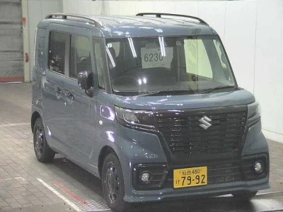 Suzuki SPACIA BASE