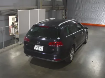 Volkswagen GOLF VARIANT