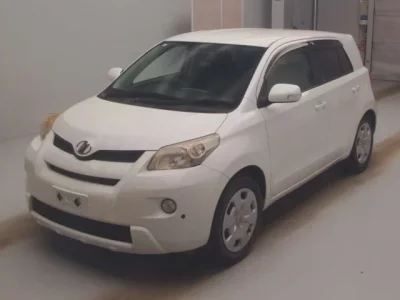 Toyota IST