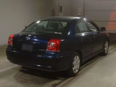 Toyota AVENSIS SEDAN
