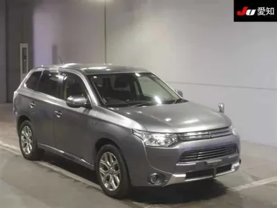 Mitsubishi OUTLANDER PHEV