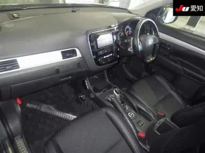 Mitsubishi OUTLANDER PHEV