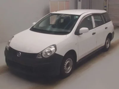 Nissan AD