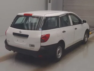 Nissan AD