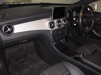 Mercedes-Benz GLA CLASS
