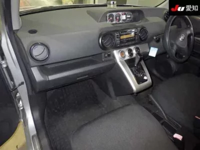 Toyota COROLLA RUMION