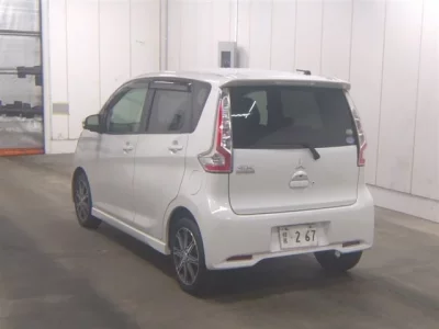 Mitsubishi EK CUSTOM