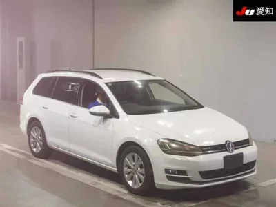 Volkswagen GOLF VARIANT
